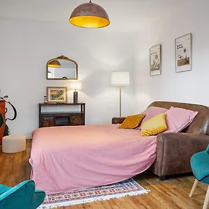 https://apt-loft-british-au-pied-du-mont.inbrittany.com